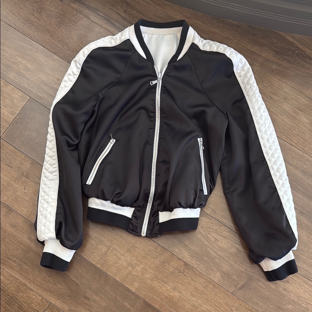 Bebe Black and White Women's Bomber Jacket reversible